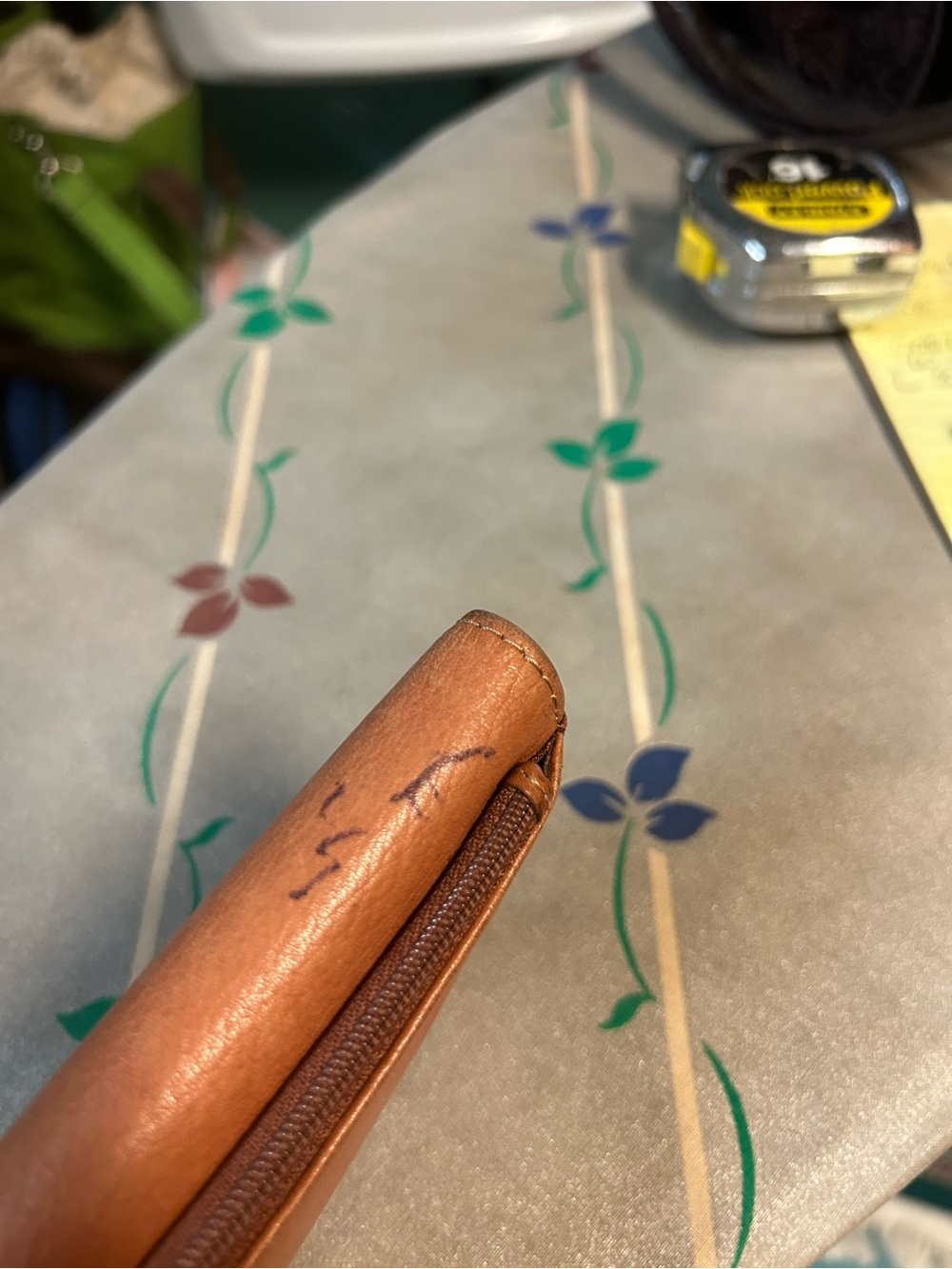 Fossil Tan Leather Trifold Wallet with Metal Logo - Picture 6 of 6